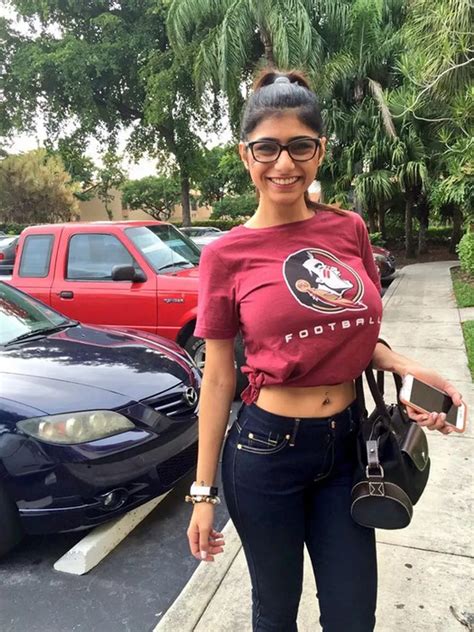 porn mia khalifa|Mia Khalifa XXX Videos